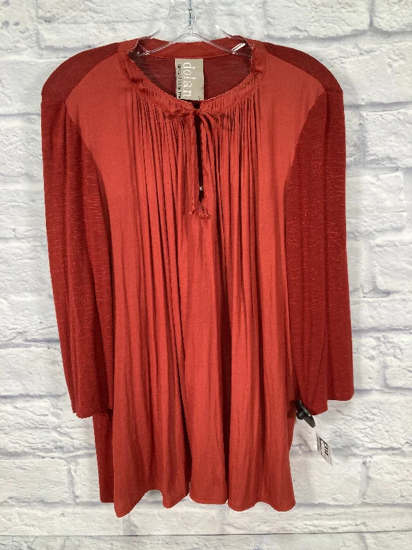 Top Long Sleeve By Dolan Left Coast In Red, Size: L