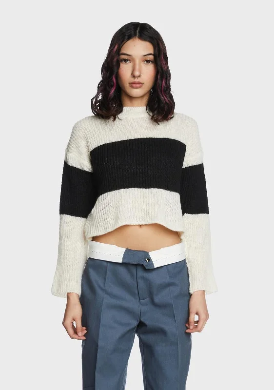 Rustic Countryside Charm Look Lack Of Motivation Cropped Sweater