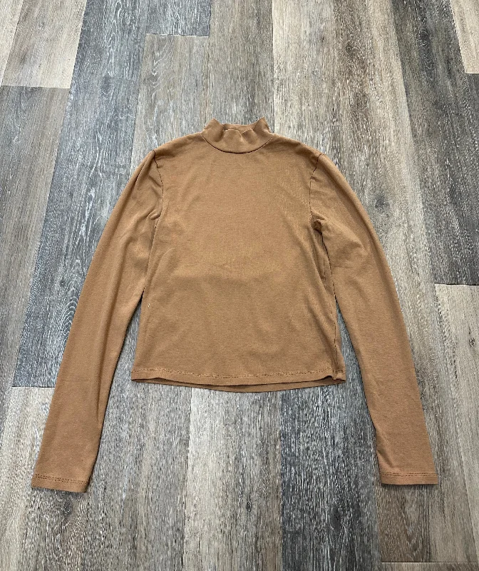 Top Long Sleeve By Gap In Tan, Size: M