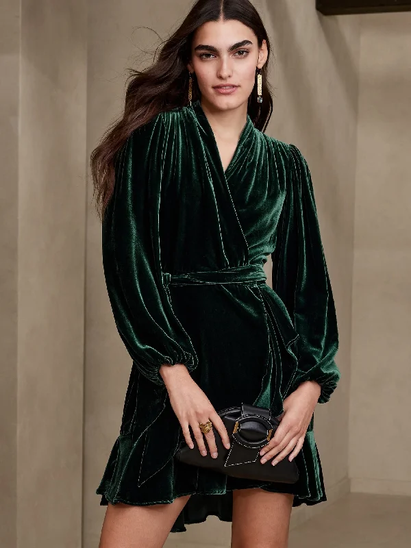 Fashion Sale Aida Velvet Wrap Dress