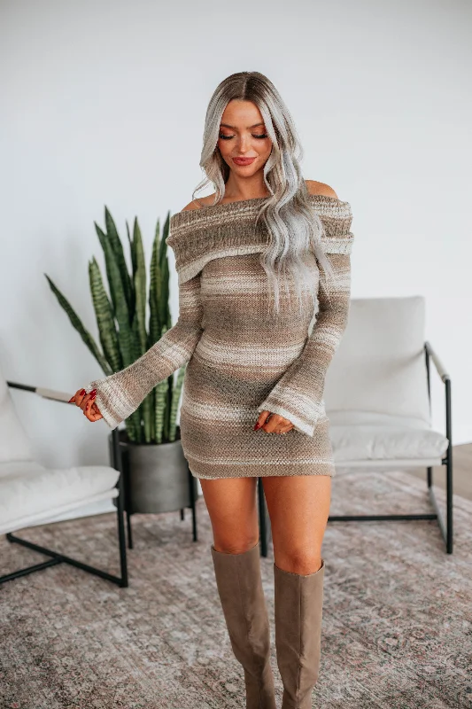 Must Haves Roma Sweater Dress